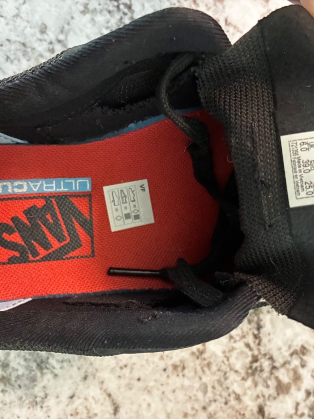 Vans UltraRange EXO MTE 'Black Red Speckle' - Picture 8 of 8